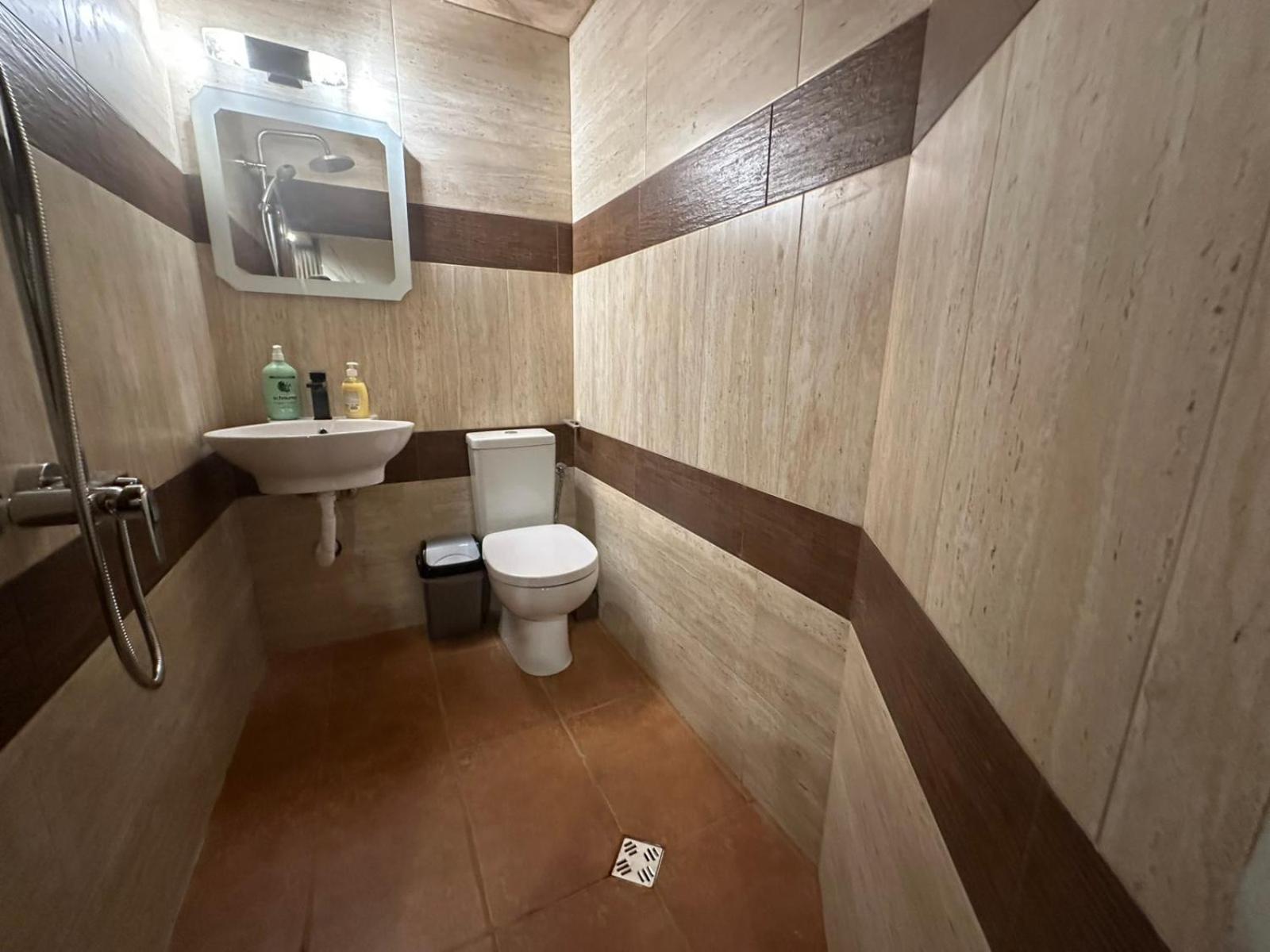 Family Hotel Bunara Брестник Екстериор снимка