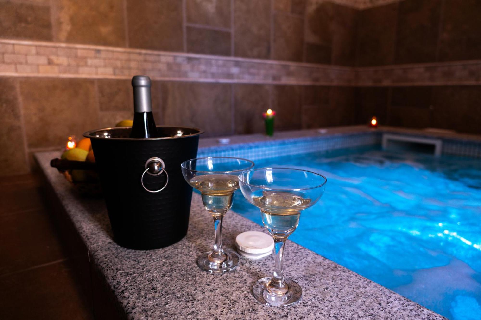 Family Hotel Bunara Брестник Екстериор снимка
